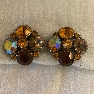 Karu Marked Vintage Clip Earrings‎ Earth Tone Amber
